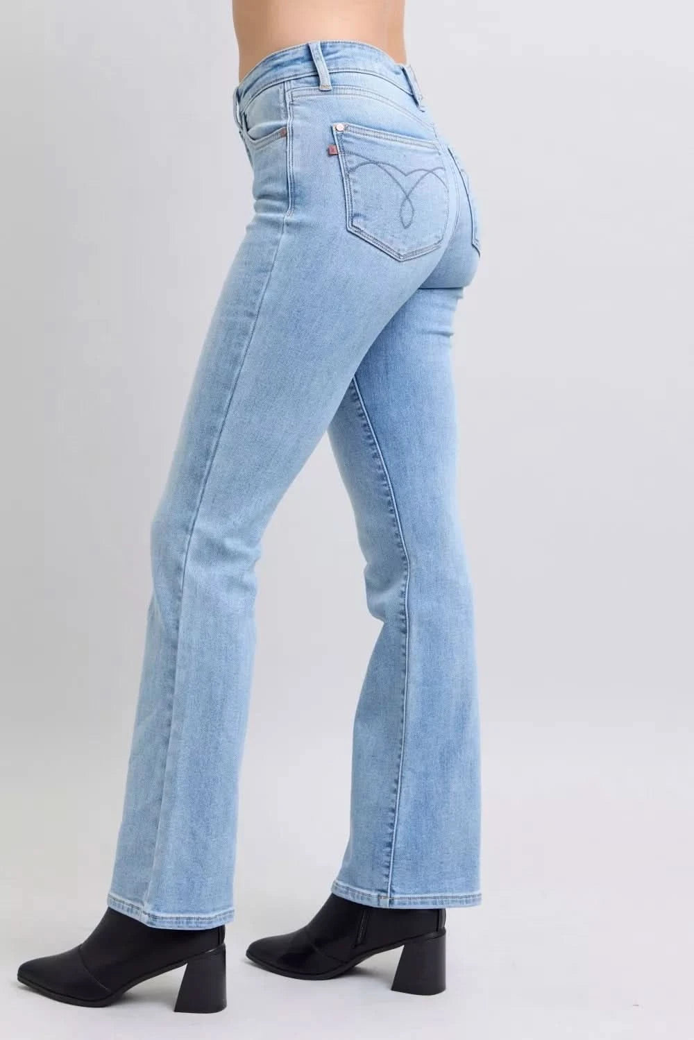 Judy Blue Mid Rise Thermal Bootcut Jeans in - photo
