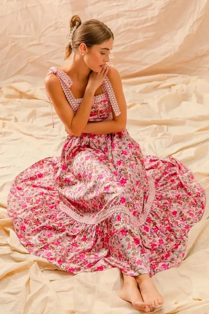 SO ME Floral Maxi Dress With Ribbon Tie Lace Strap in - photo