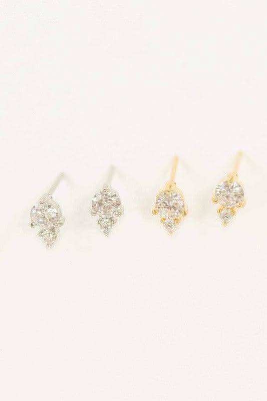 Lovoda Mini Cluster Stud Earrings in - Earrings photo