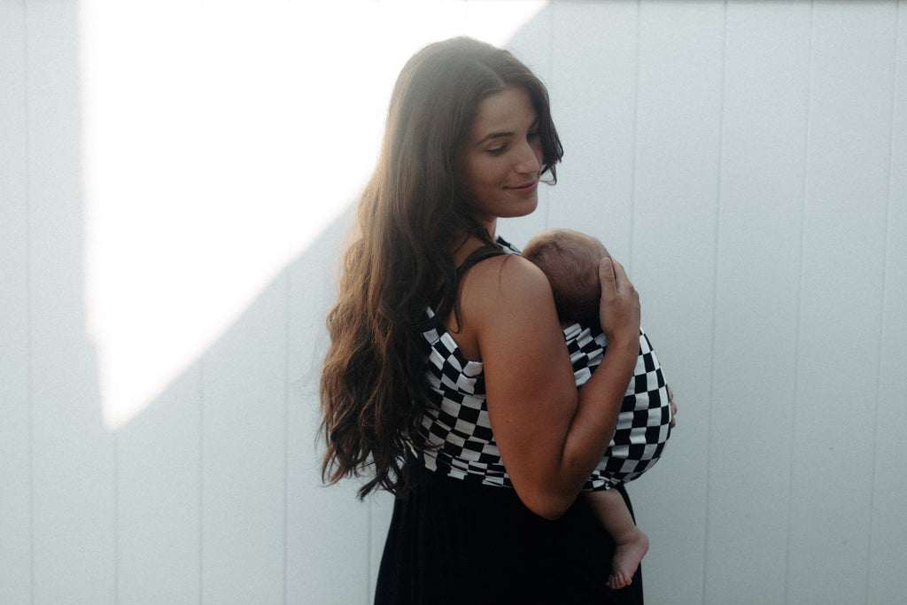 Black Race Ring Sling Carrier in - photo