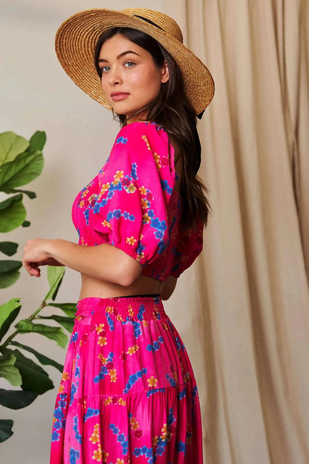 Davi & Dani Smocking Bodice Puff Short Sleeve Printed Crop Top in - photo