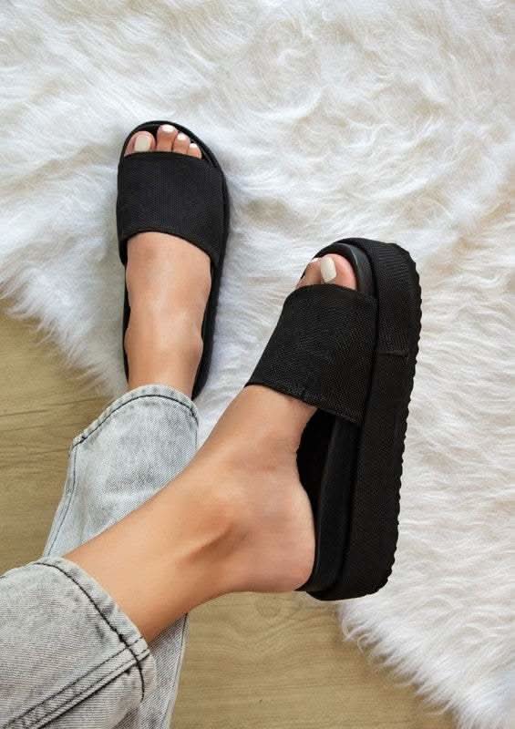 Tina Fashion Comfortable Sandals in Black - photo