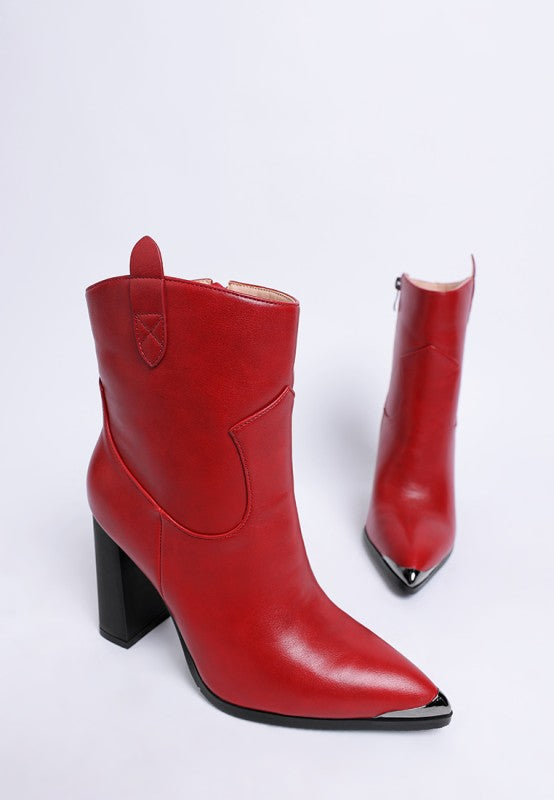 Hatter Pointed Toe Faux Leather Boots in - photo