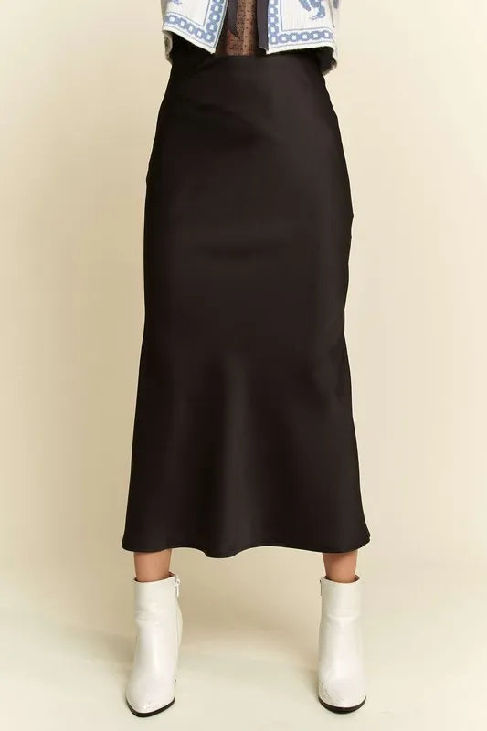 Davi & Dani High Waist Midi Skirt in - photo