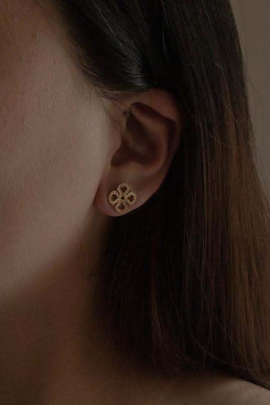 Etched Clover Stud Earrings in - photo
