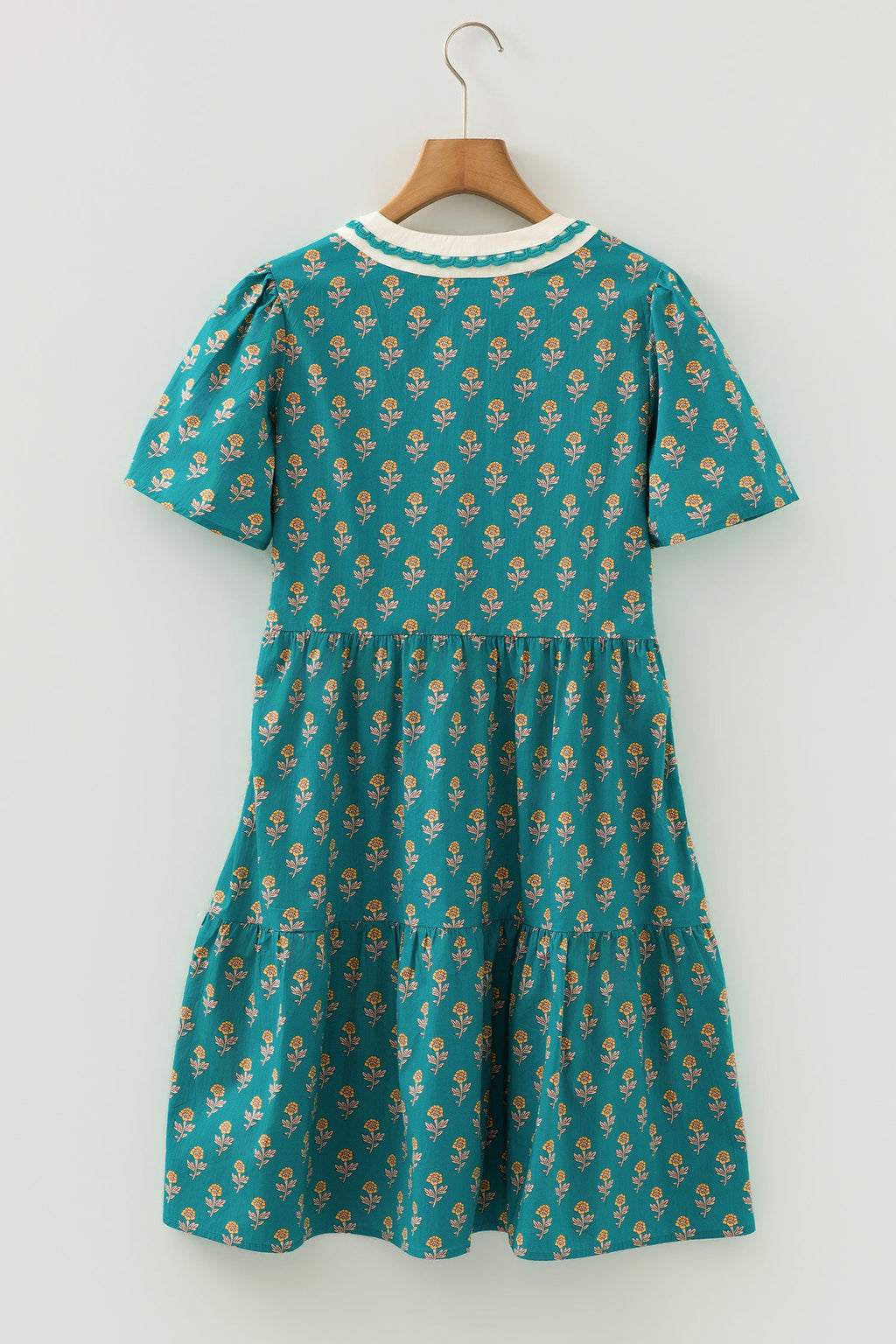 Clover Short Sleeve Floral Dress in - Floral Dresses photo