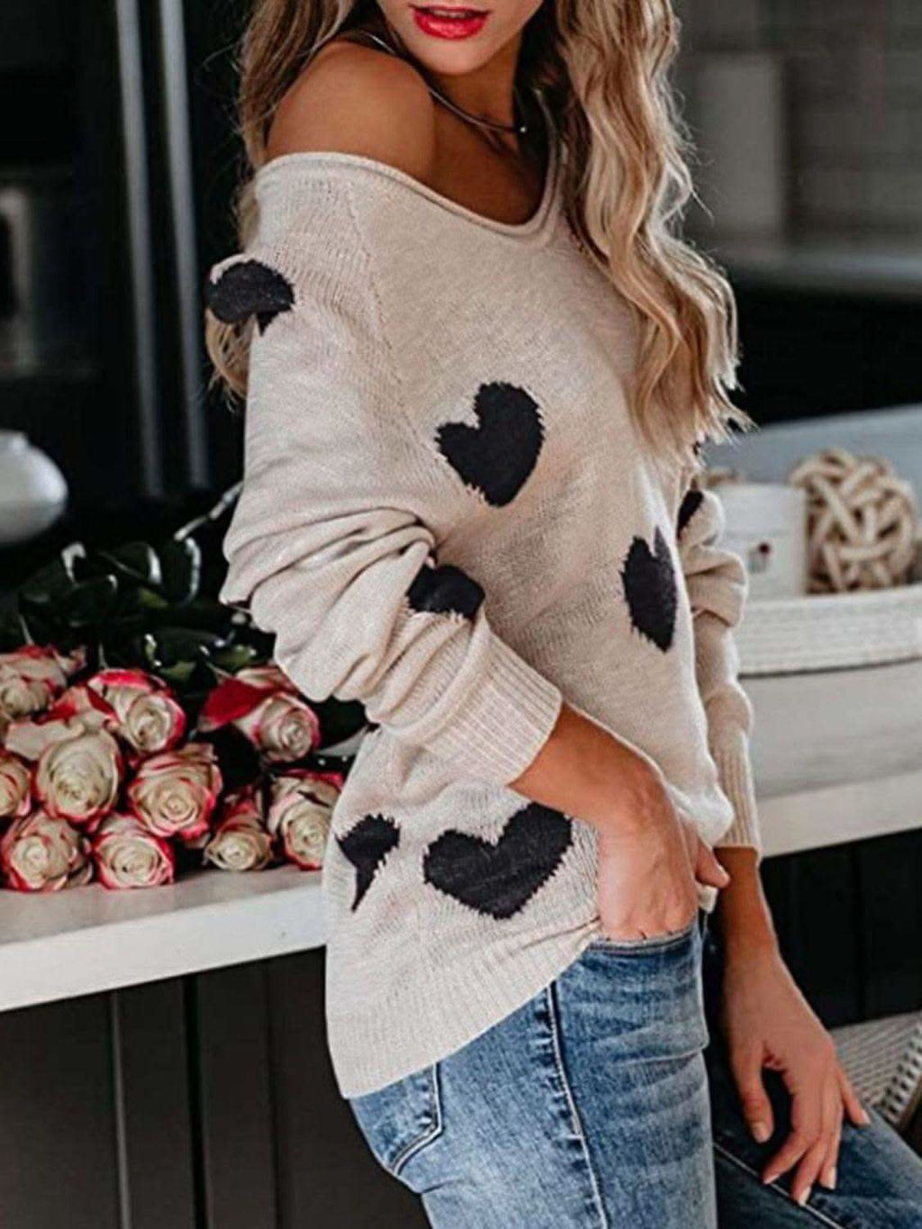 Heart Scoop Neck Long Sleeve Sweater in - photo