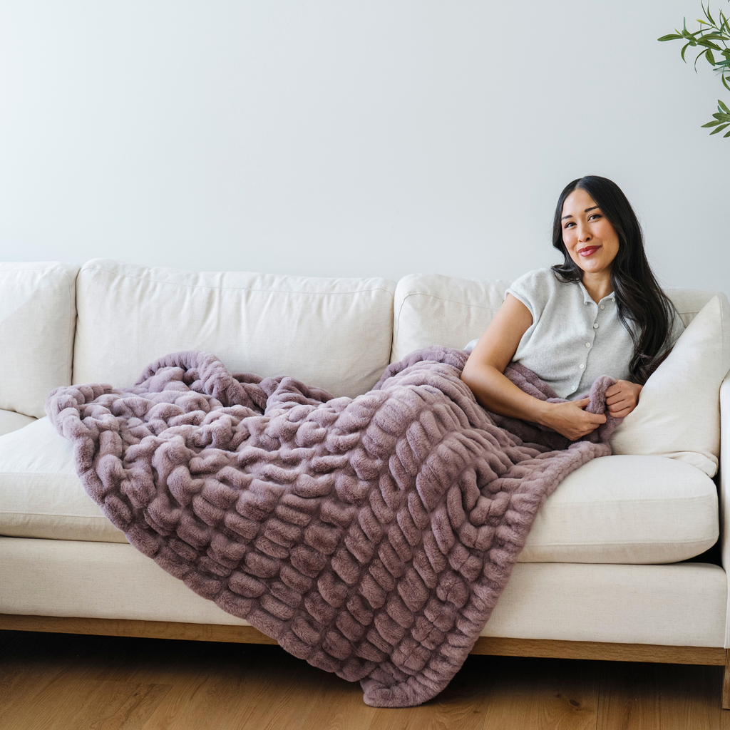 Saranoni Double Ruched XL Faux Fur XL Throw Blankets -