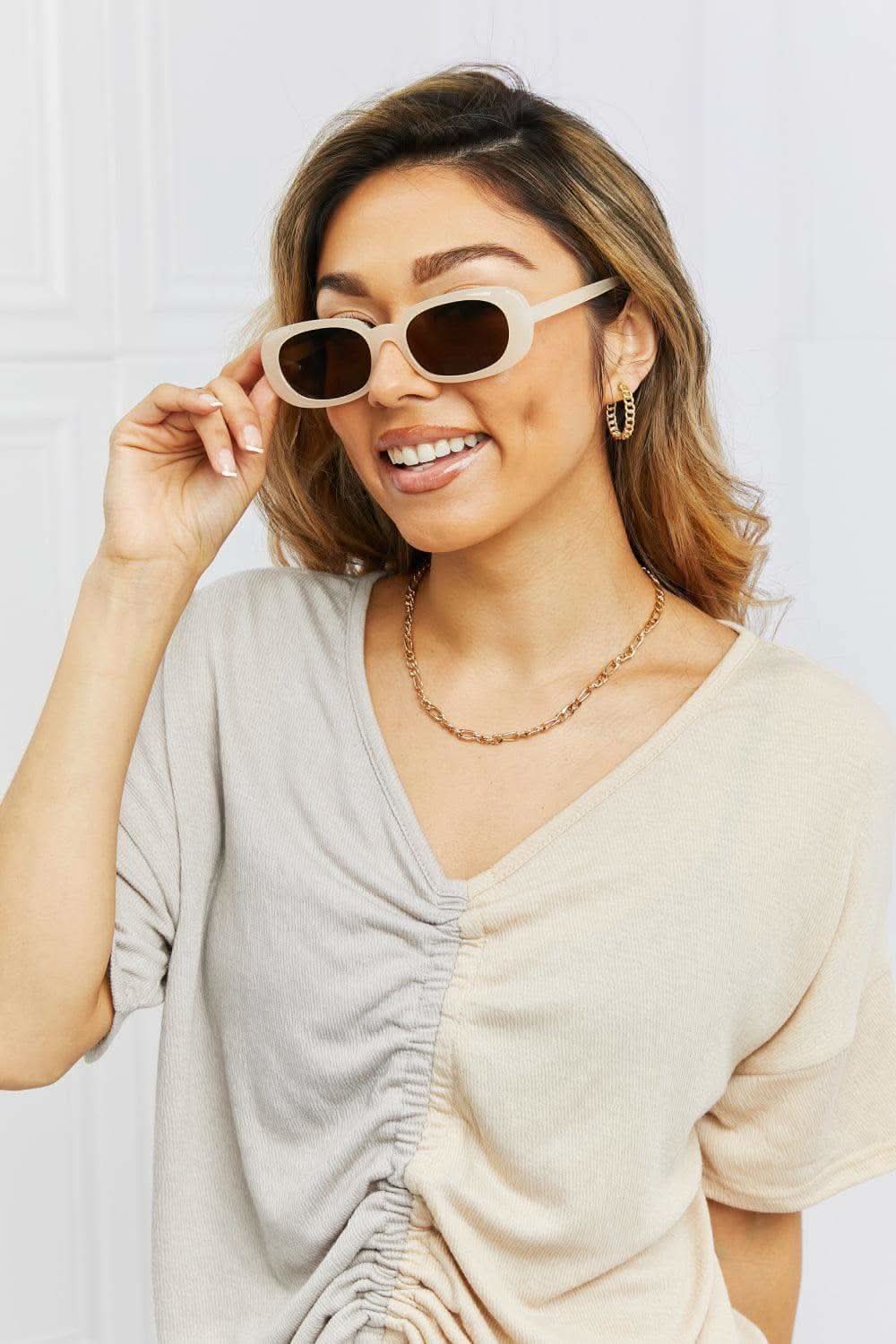 Oval Full Rim Sunglasses in - photo