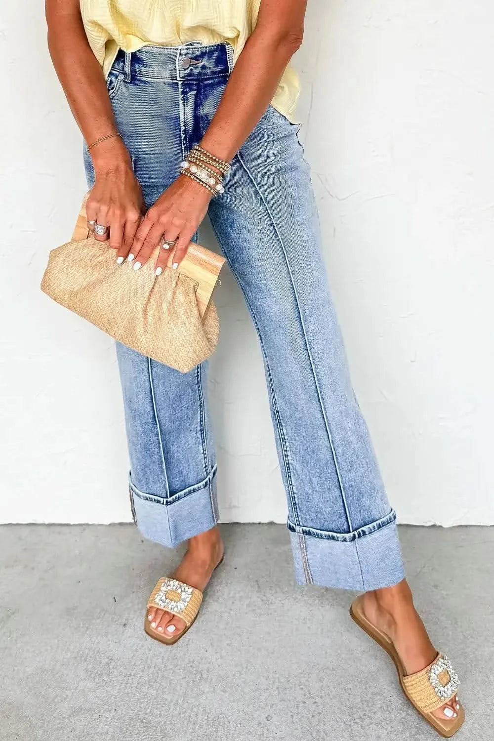 High-Waisted Wide-Leg Cuffed Jeans in Medium - photo