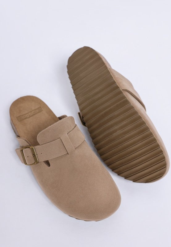 Ratiha Buckle Accent Slip-On Footbed Mules in - photo