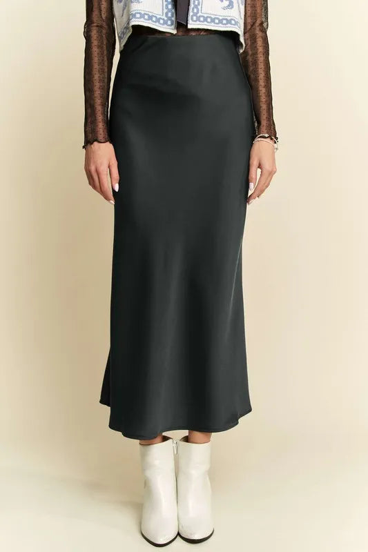 Davi & Dani High Waist Midi Skirt in Black - photo