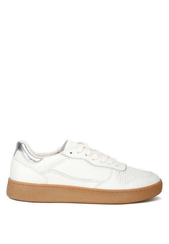 Kyniska Faux Leather Everyday Sneakers in - photo