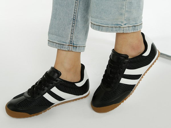 Blaster Casual Striped Lace-Up Sneakers in - photo