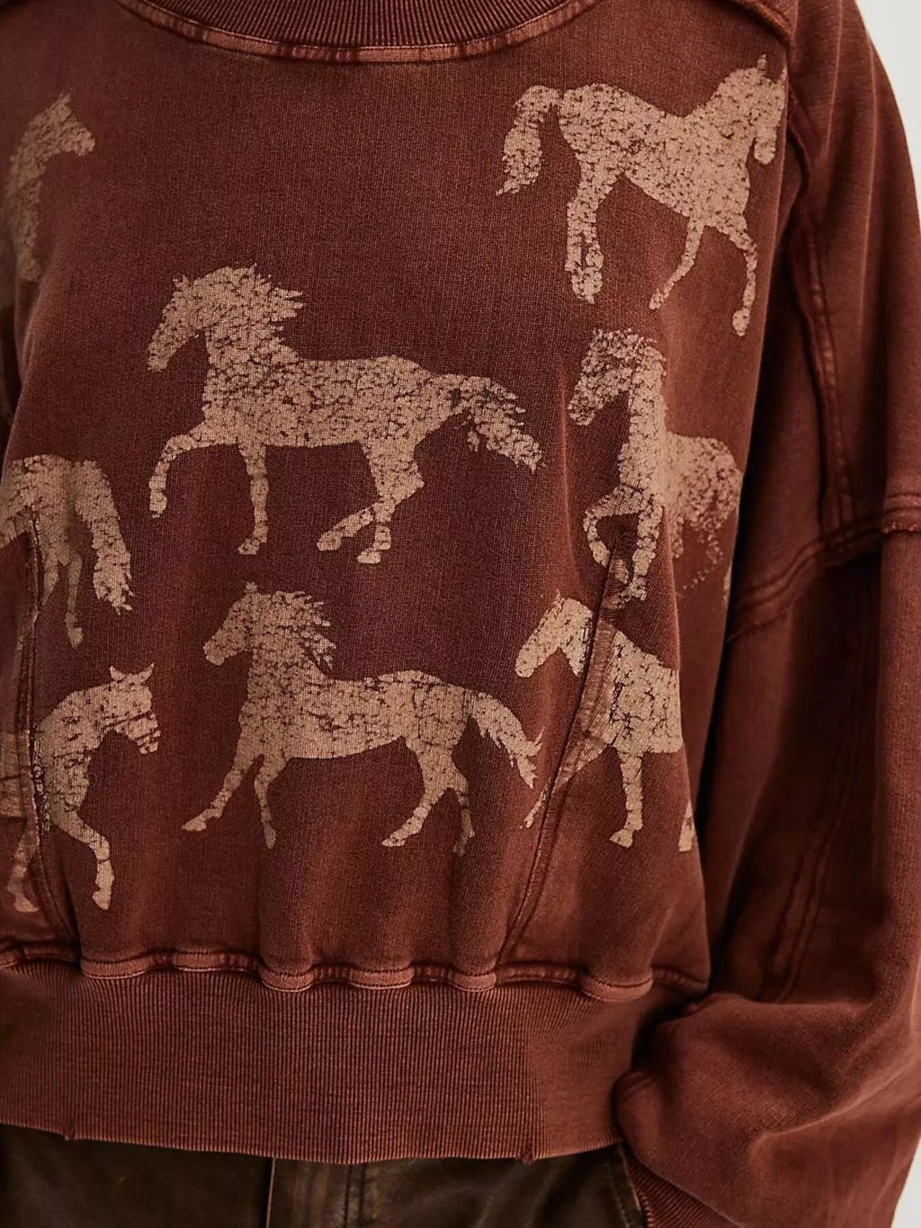 Printed Round Neck Dropped Shoulder Sweatshirt in - photo