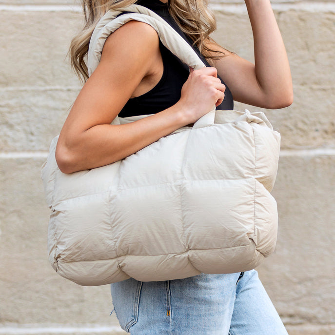 Daphne Puffer Tote in - photo