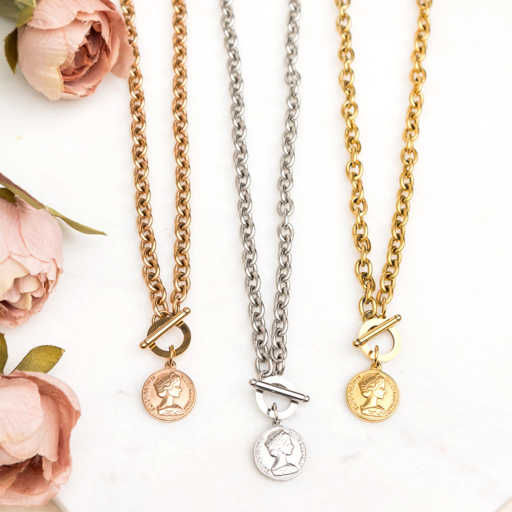 Coin Accent Chain Necklace in - photo
