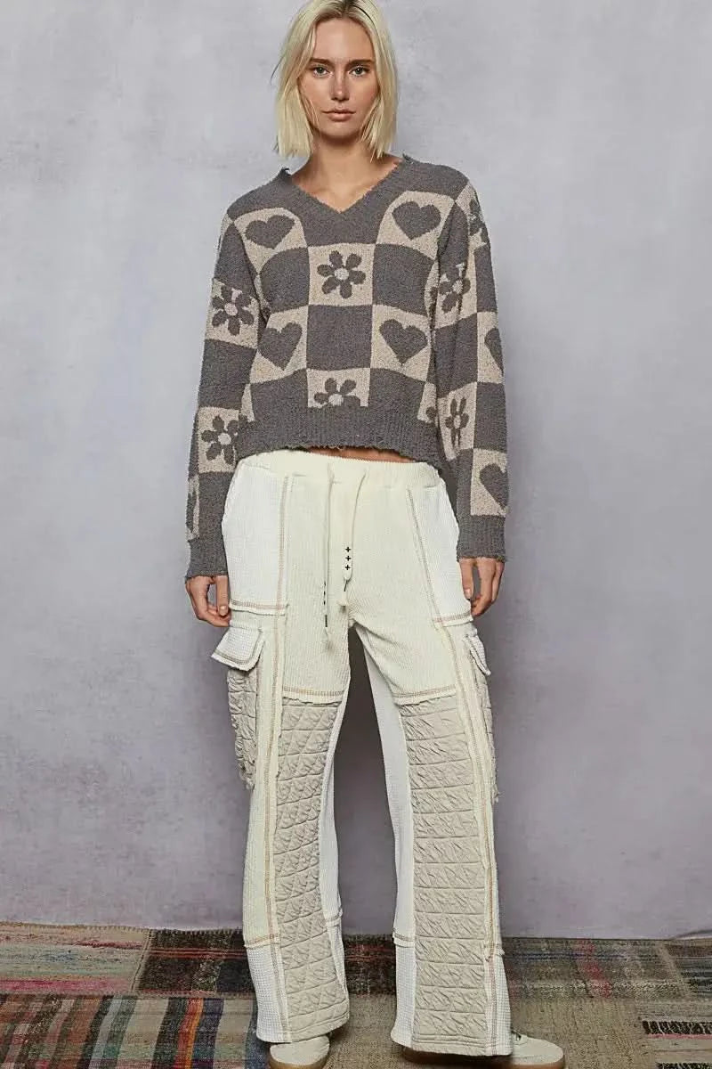 POL V-Neck Heart Pattern Checkered Sweater in - photo