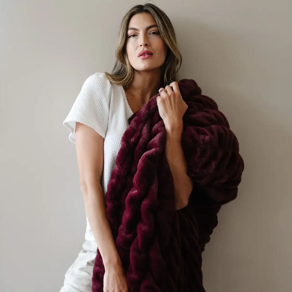 DOUBLE RUCHED FAUX FUR THROW BLANKETS - SwagglyLife Home & Fashion