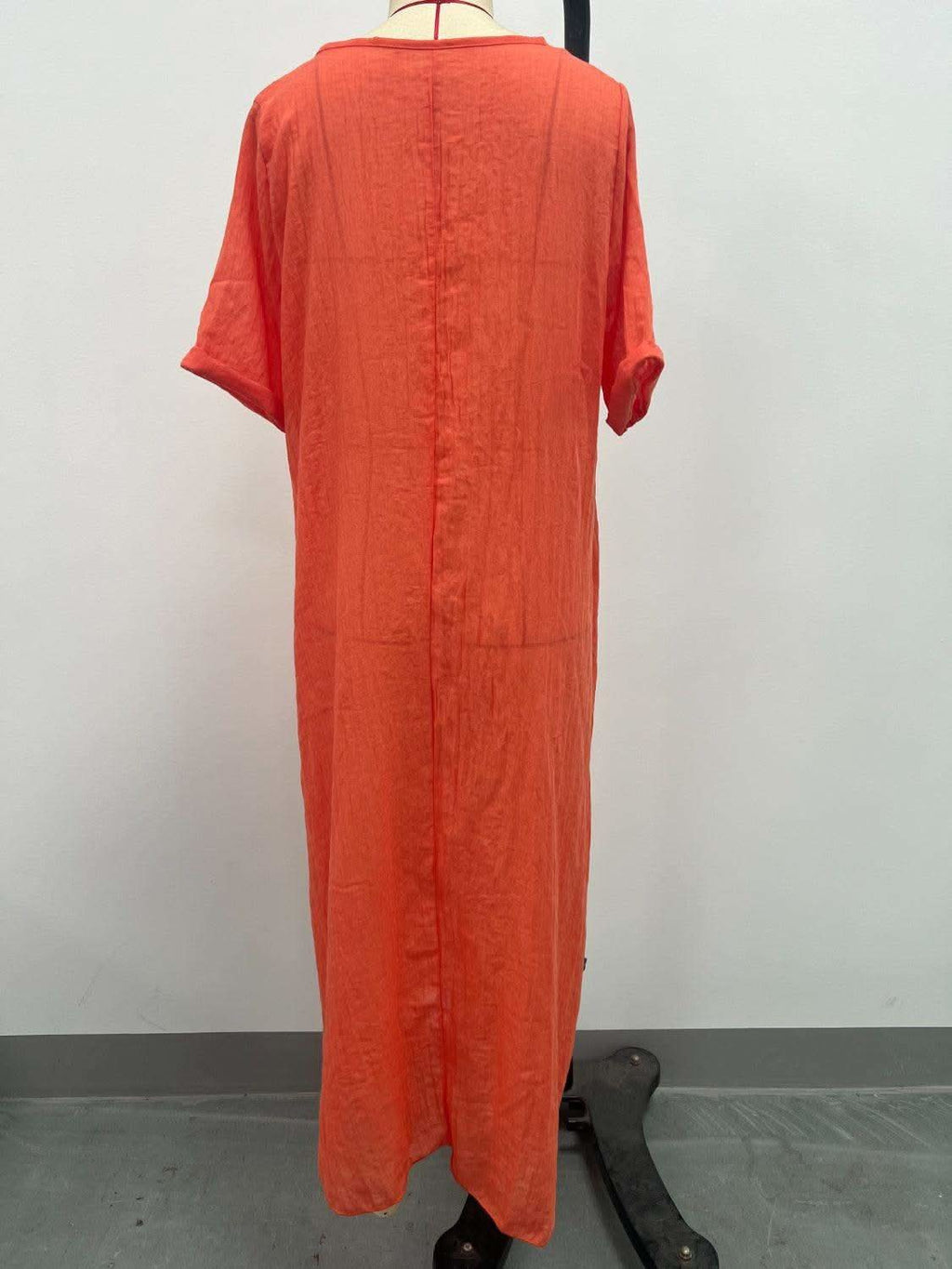 Full Size V-Neck Short Sleeve Midi Dress Plus Size in - dresses photo