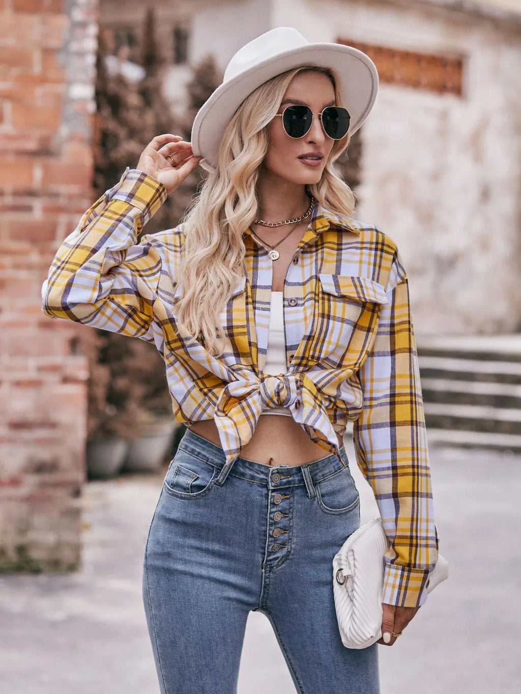 Plaid Button-Down Long Sleeve Shirt in - photo