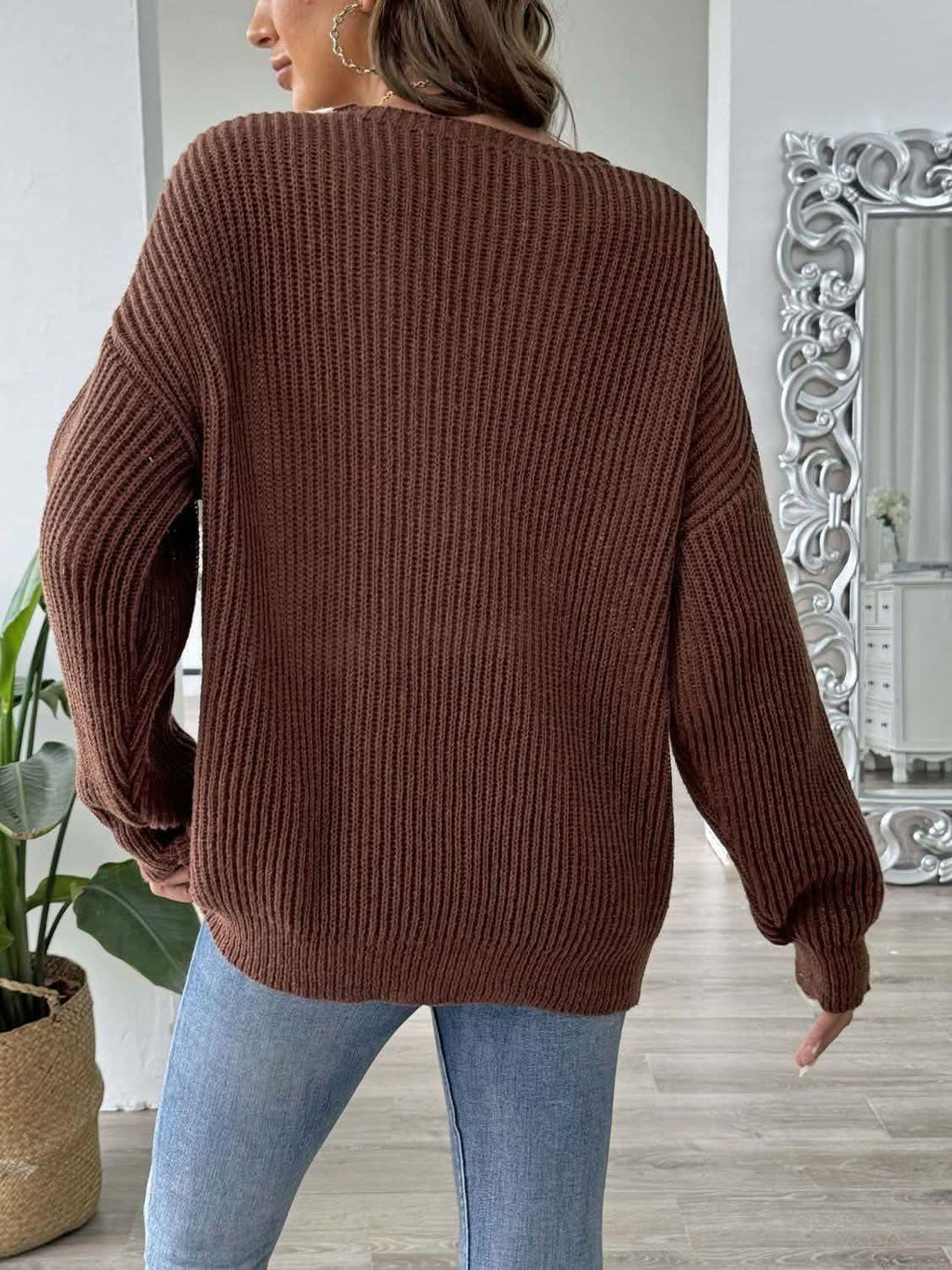 Contrast Trim Dropped Shoulder Long Sleeve Sweater in - photo