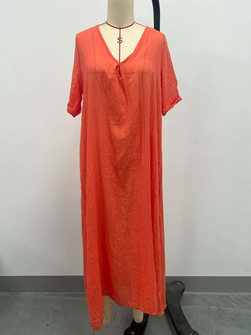 Full Size V-Neck Short Sleeve Midi Dress Plus Size in - dresses photo