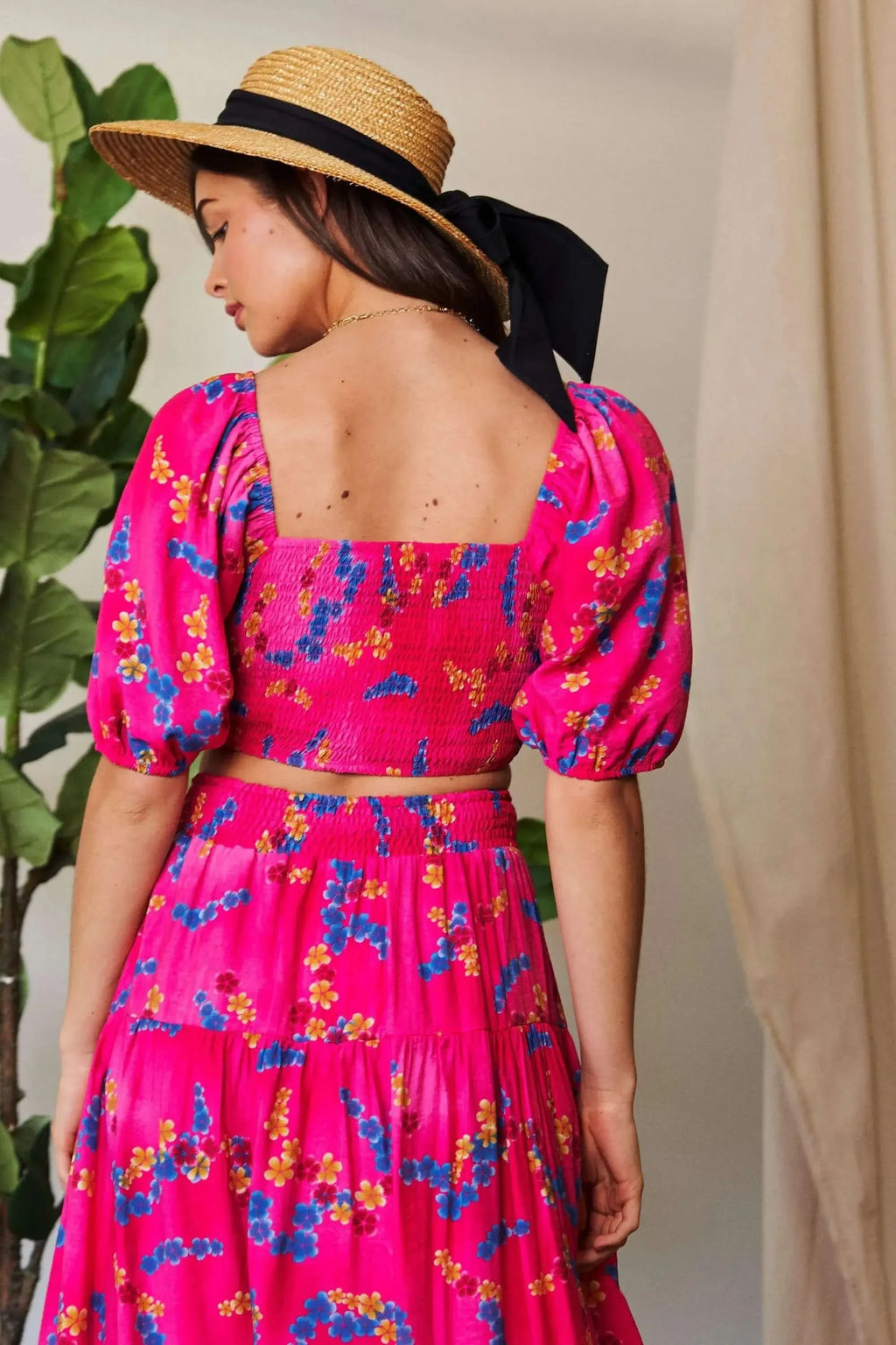 Davi & Dani Smocking Bodice Puff Short Sleeve Printed Crop Top in - photo