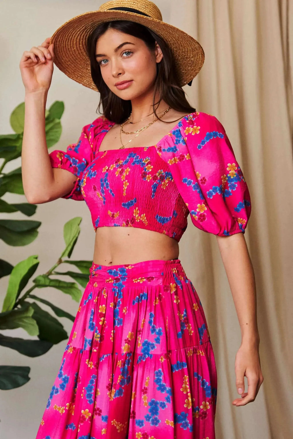 Davi & Dani Smocking Bodice Puff Short Sleeve Printed Crop Top in - photo