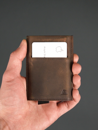 Andar The Pilot in - Wallets photo