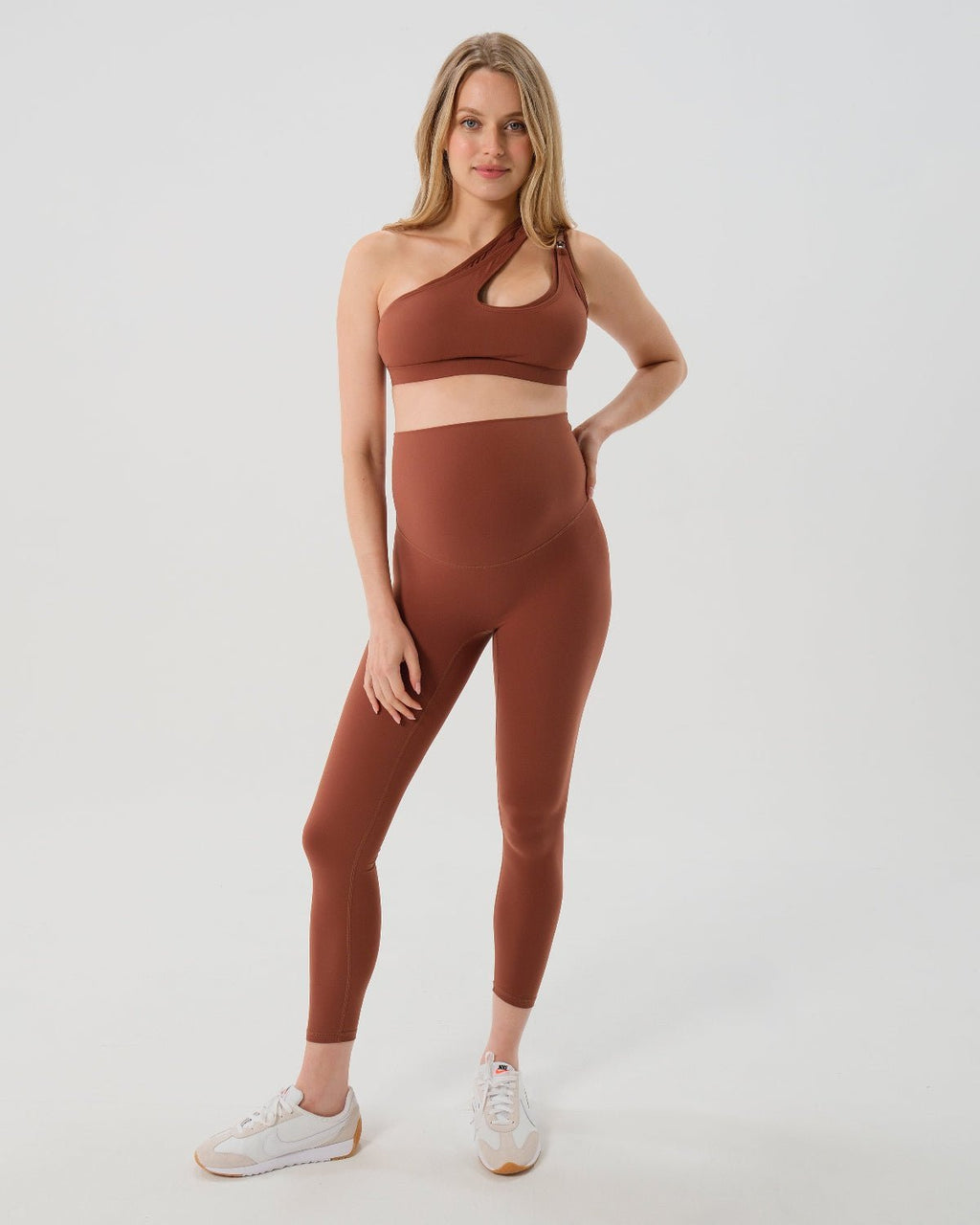 AXK CORE Curve Maternity Legging in Brown - photo