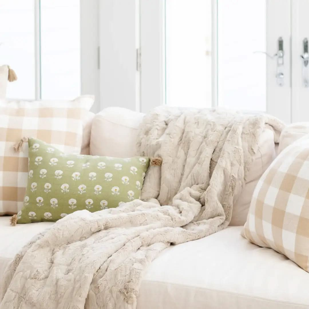 PATTERNED FAUX FUR XL THROW BLANKETS - SwagglyLife Home & Fashion