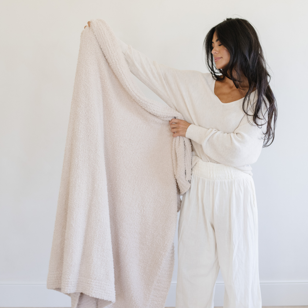 BAMBONI® THROW BLANKETS in Buttermilk - Throw Blanket photo