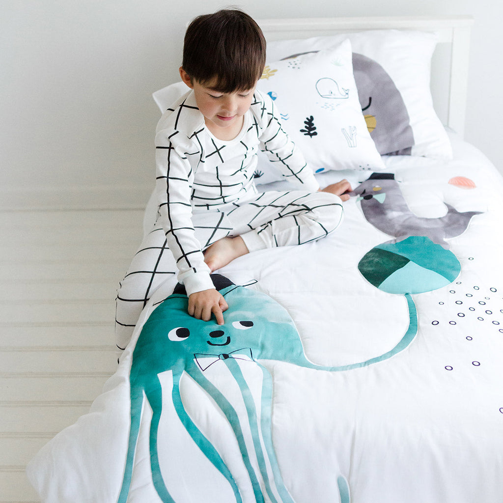 Jellyfish Toddler Comforter in - Toddler Comforter photo
