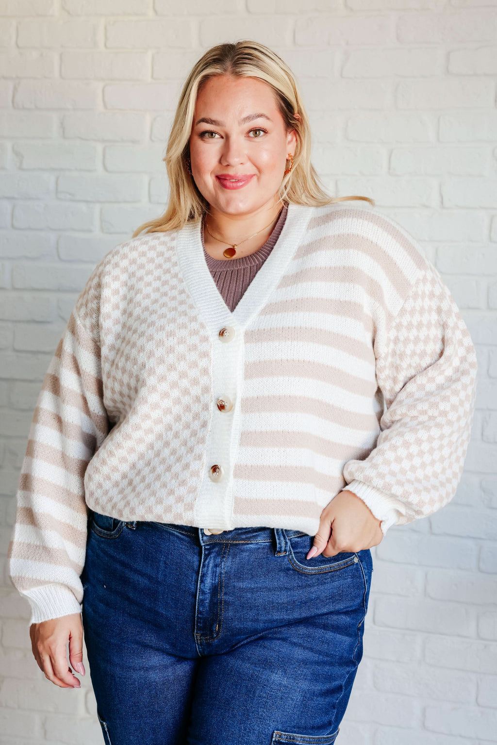 Check That Line Cardigan in 3XL - Layers photo