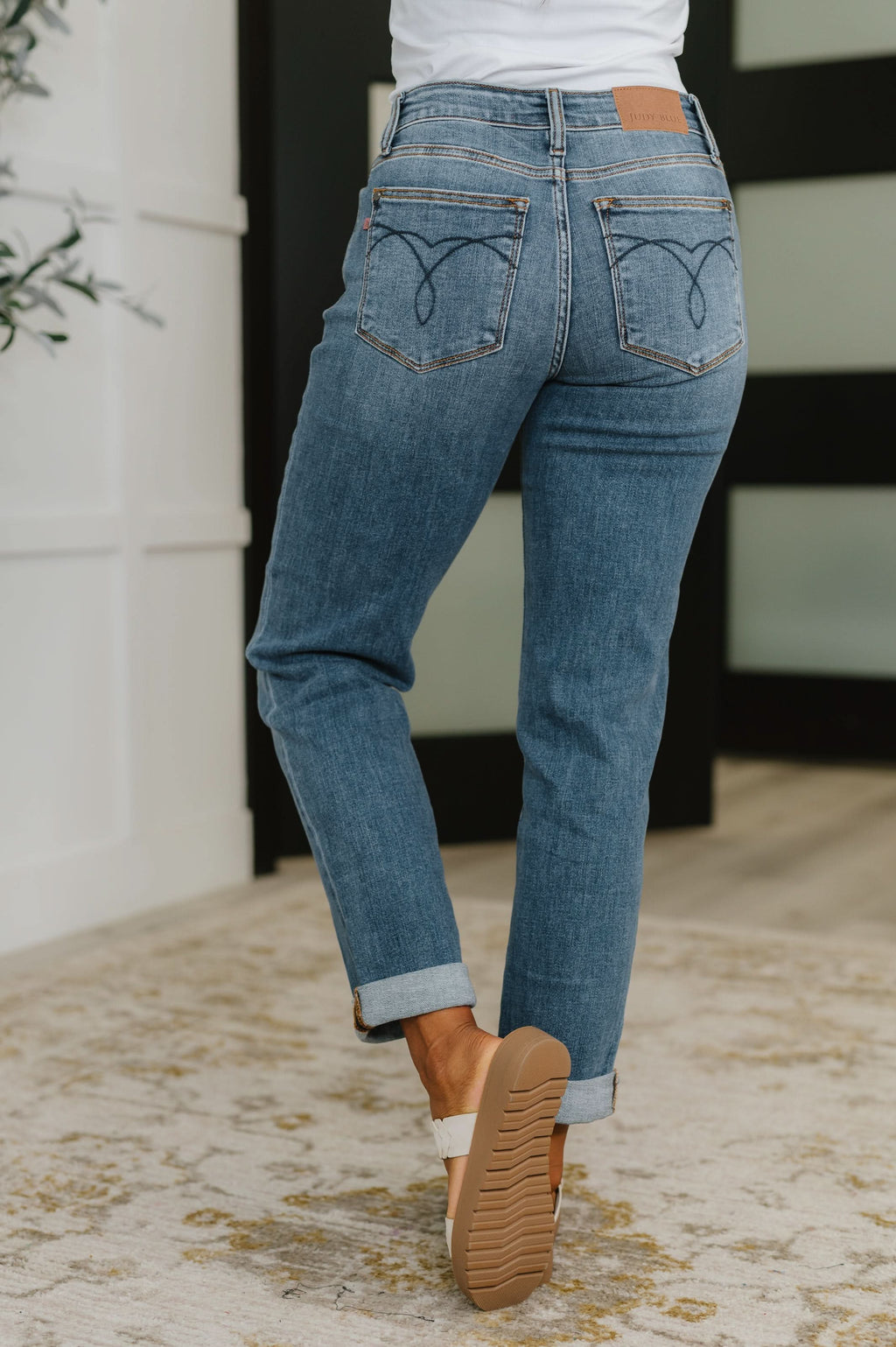 Colette Mid Rise Boyfriend Classic Cuffed in - Womens photo