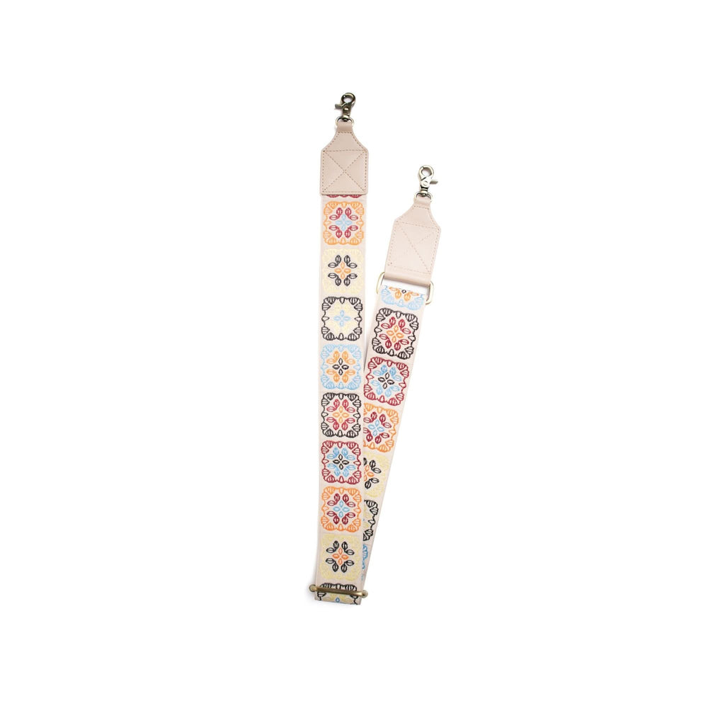 The Crossbody Strap in The Waymaker Crema | Floral - Goods photo