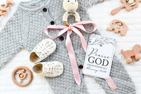 Duncan & Stone Paper Pregnancy Announcement & Milestone Cards - SwagglyLife Home & Fashion Duncan & Stone Paper Pregnancy Announcement & Milestone Cards - SwagglyLife Home & Fashion