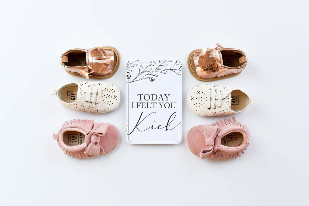 Duncan & Stone Paper Pregnancy Announcement & Milestone Cards - SwagglyLife Home & Fashion