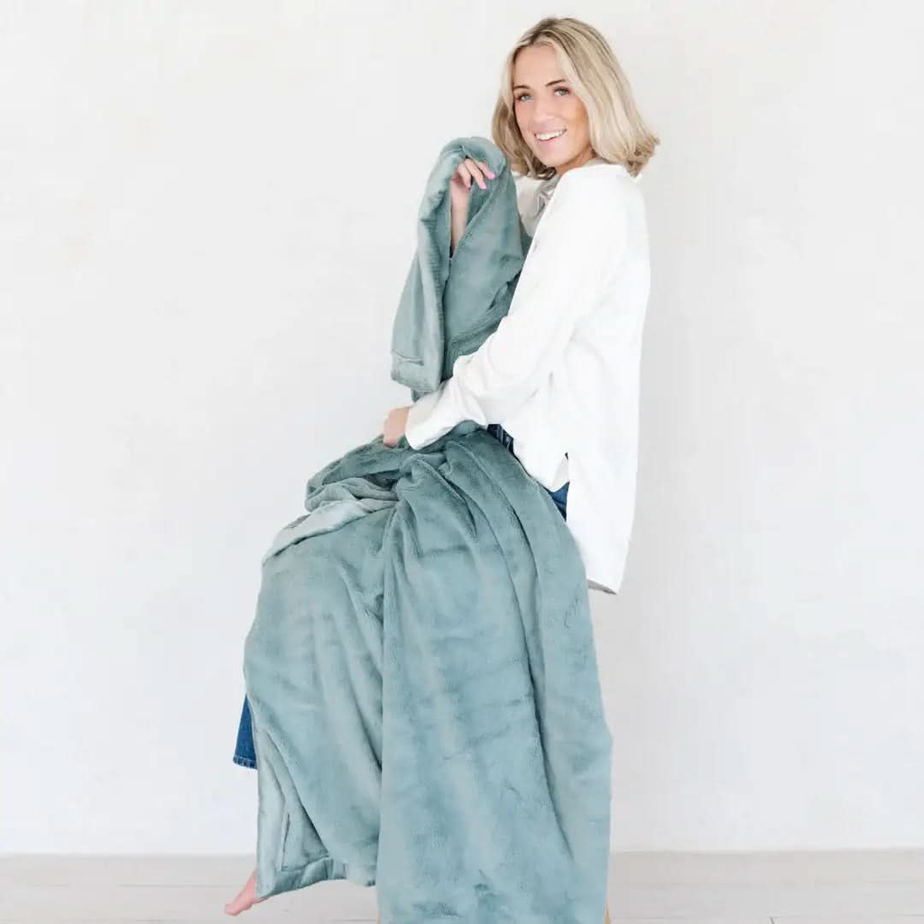 Saranoni Lush XL Blankets - SwagglyLife Home & Fashion