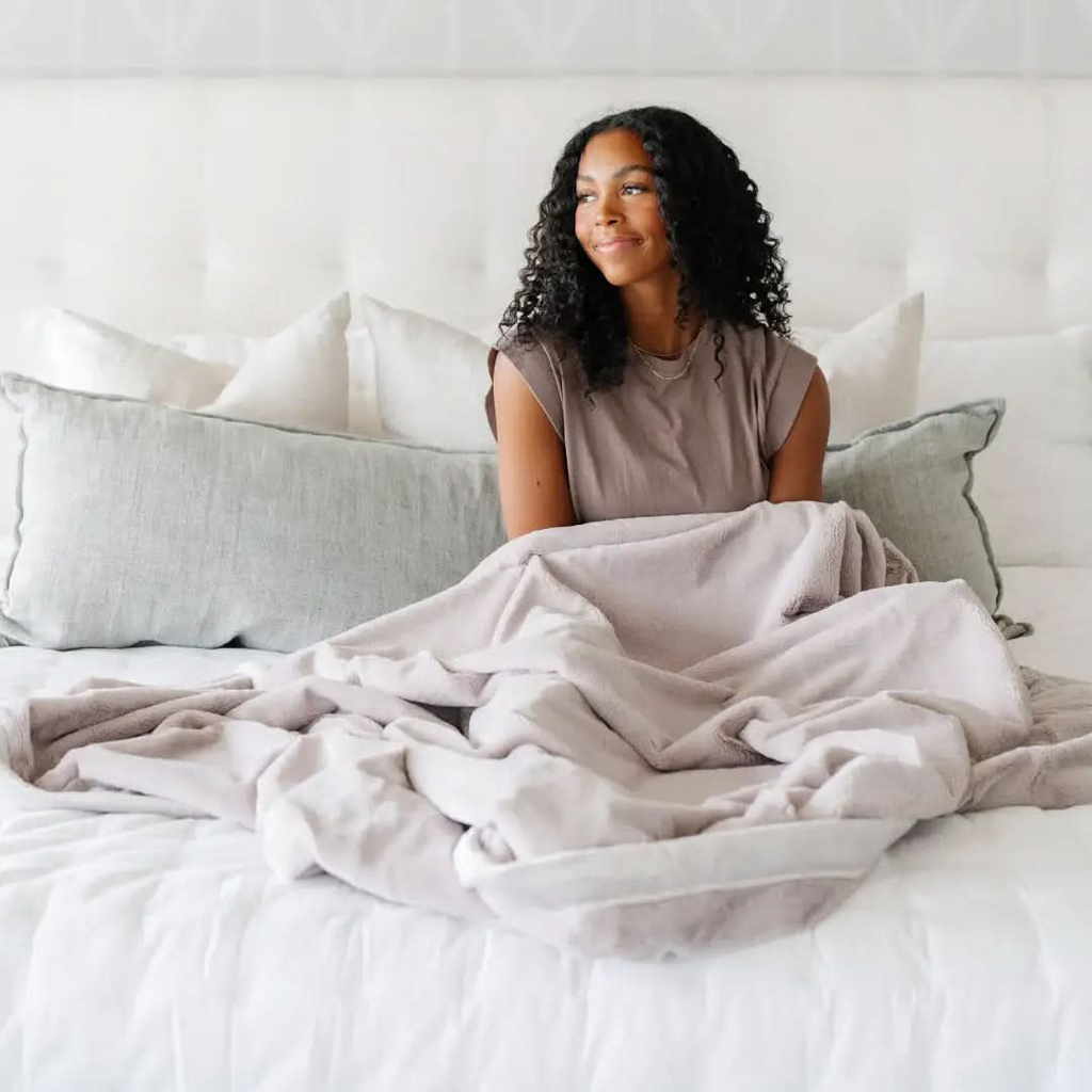 Saranoni Lush XL Blankets - SwagglyLife Home & Fashion