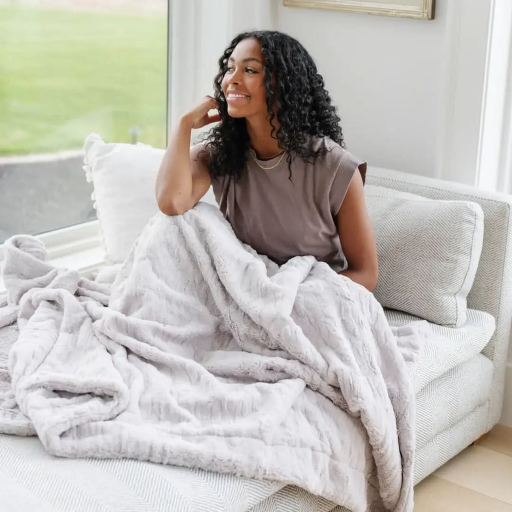 PATTERNED FAUX FUR XL THROW BLANKETS - SwagglyLife Home & Fashion