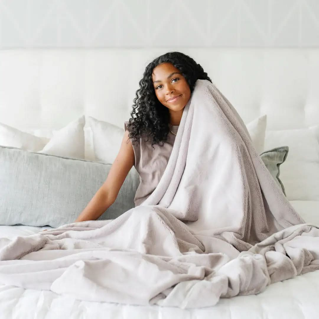 Saranoni Lush XL Blankets - SwagglyLife Home & Fashion