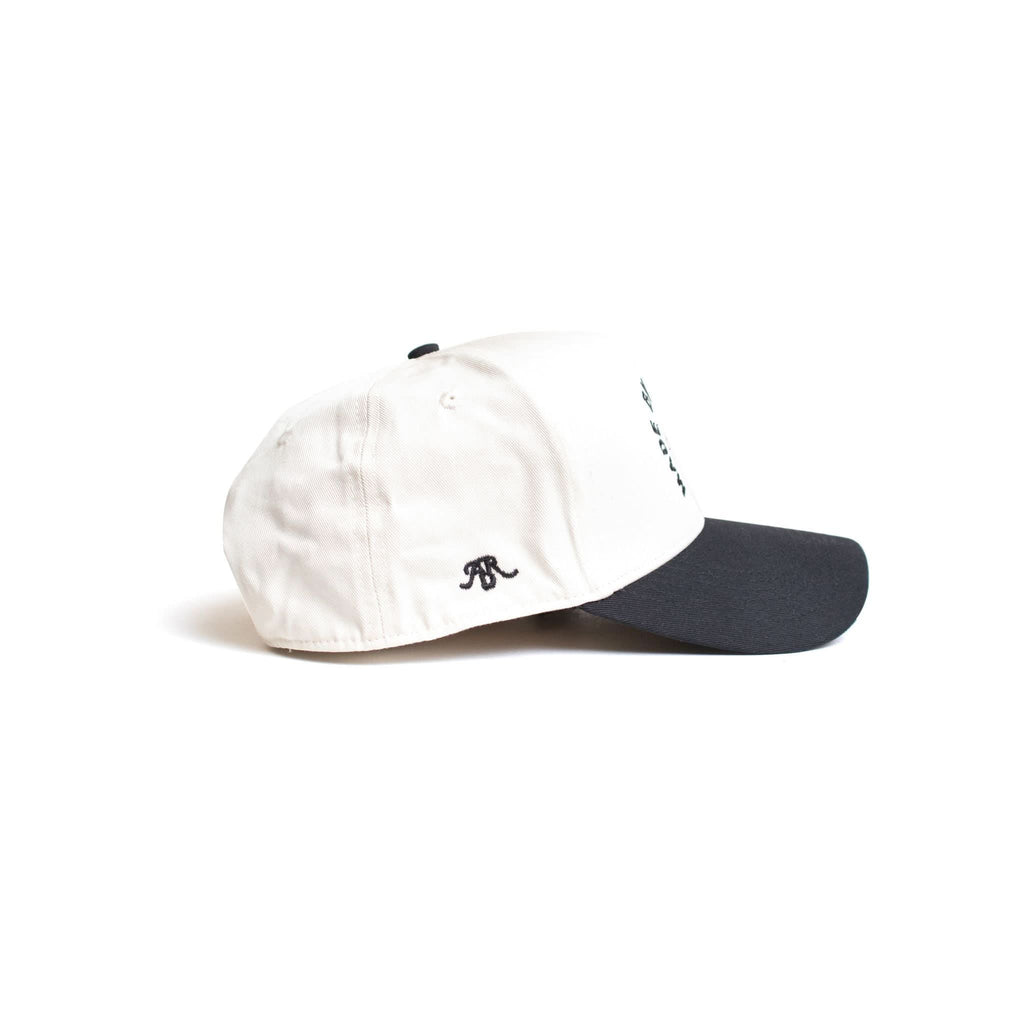 The Horseshoe Hat in - Goods photo