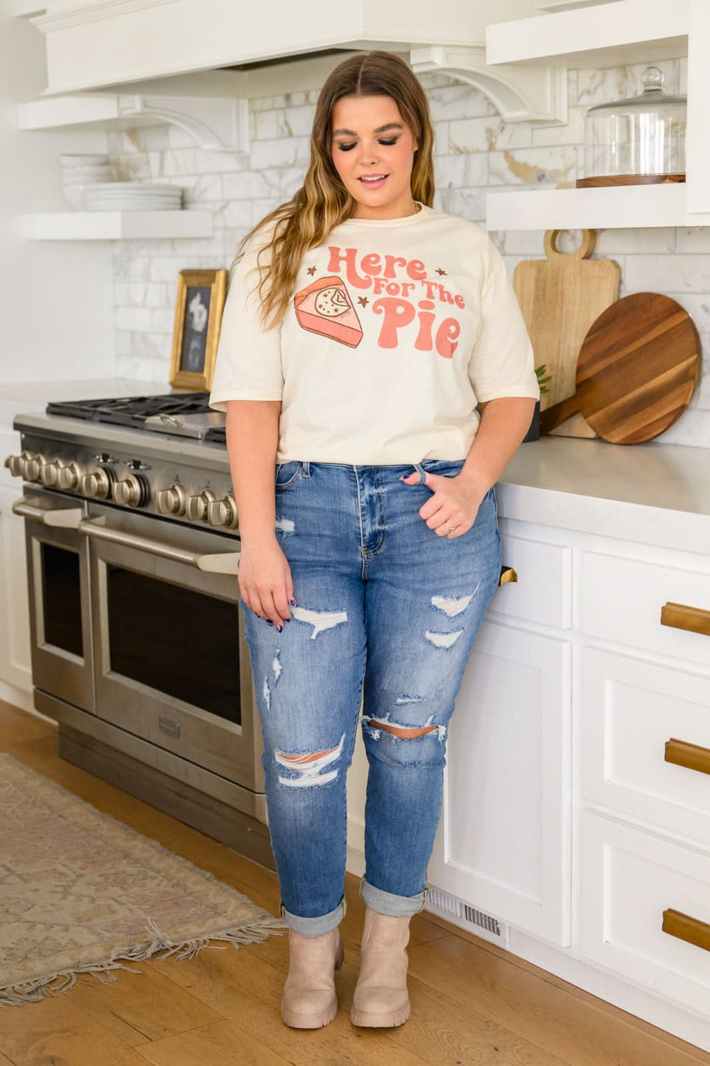 Here For The Pie Graphic T-Shirt In Cream in - Womens photo