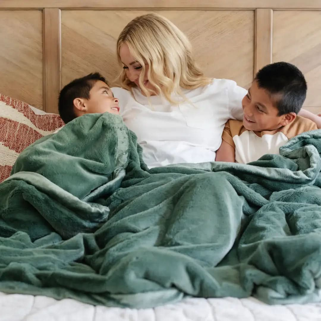 Saranoni Lush XL Blankets - SwagglyLife Home & Fashion