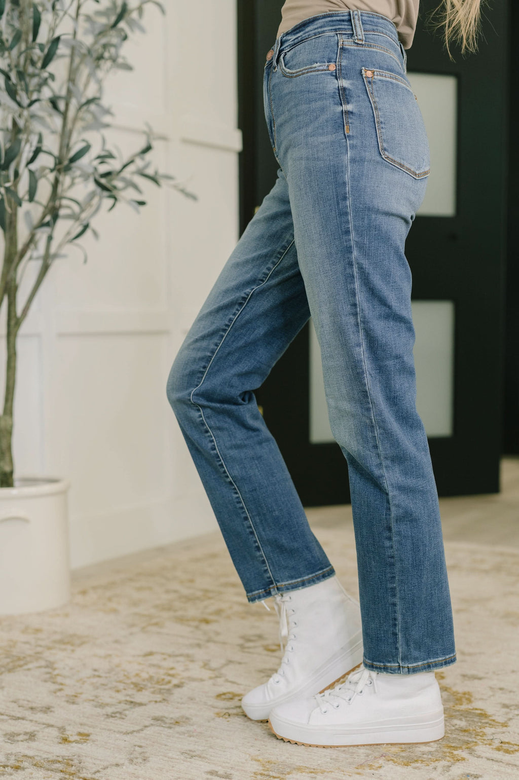 Judy Blue Izzie High Waist Straight Fit in - Womens photo