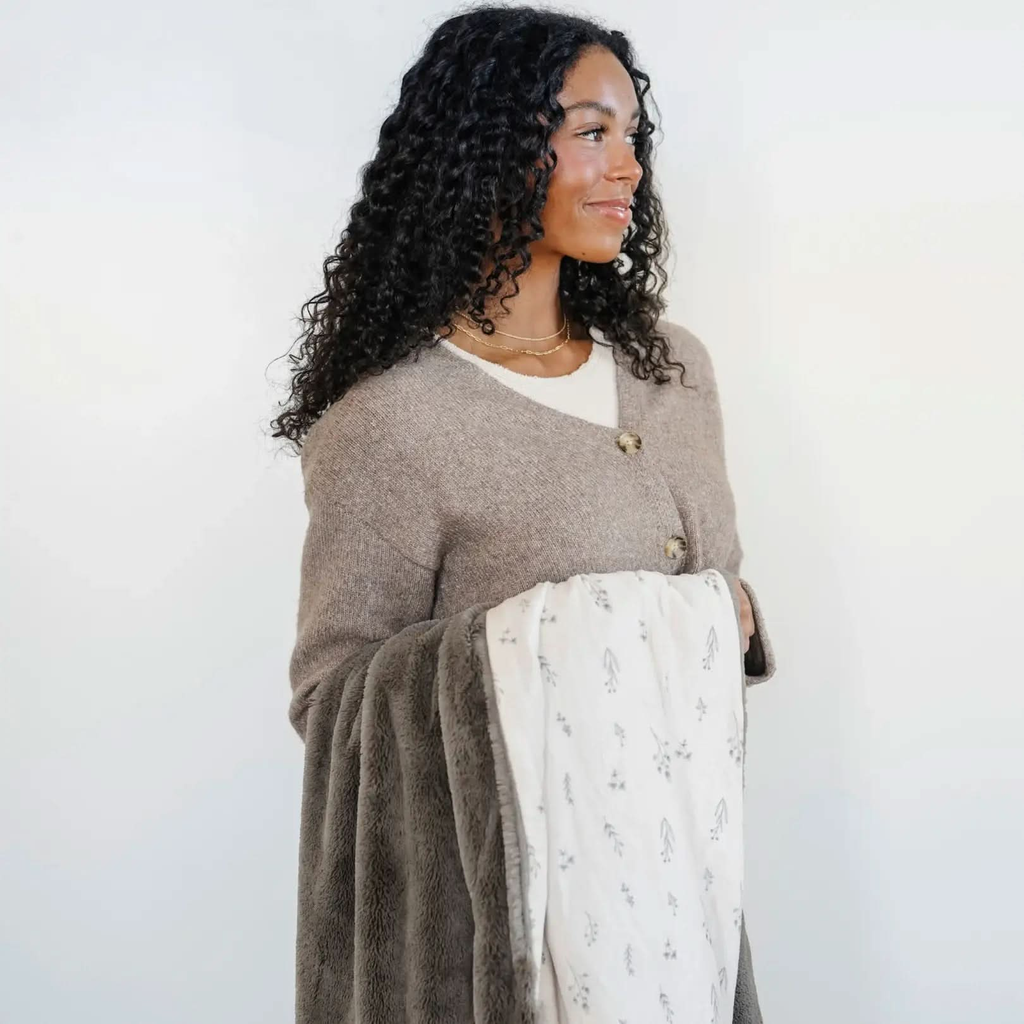 Saranoni Minky/Lush XL Blanket - SwagglyLife Home & Fashion