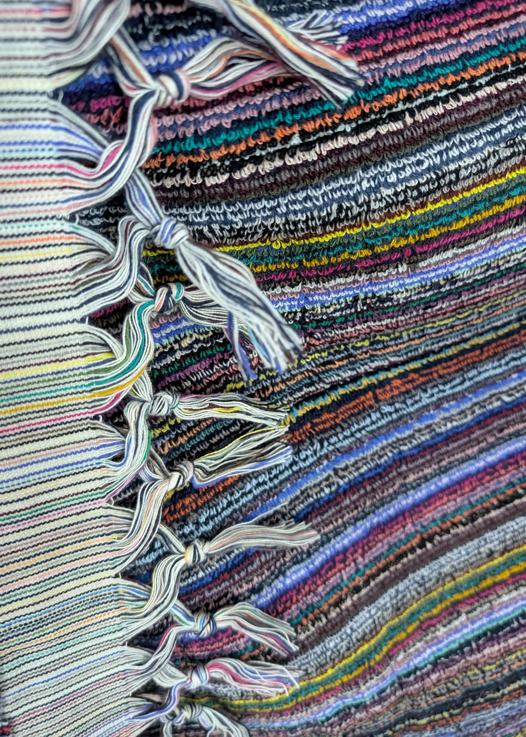 Linea Collection – Oversized Turkish Cotton Bath Towel with Tonal Stripes and Tassels - SwagglyLife Home & Fashion