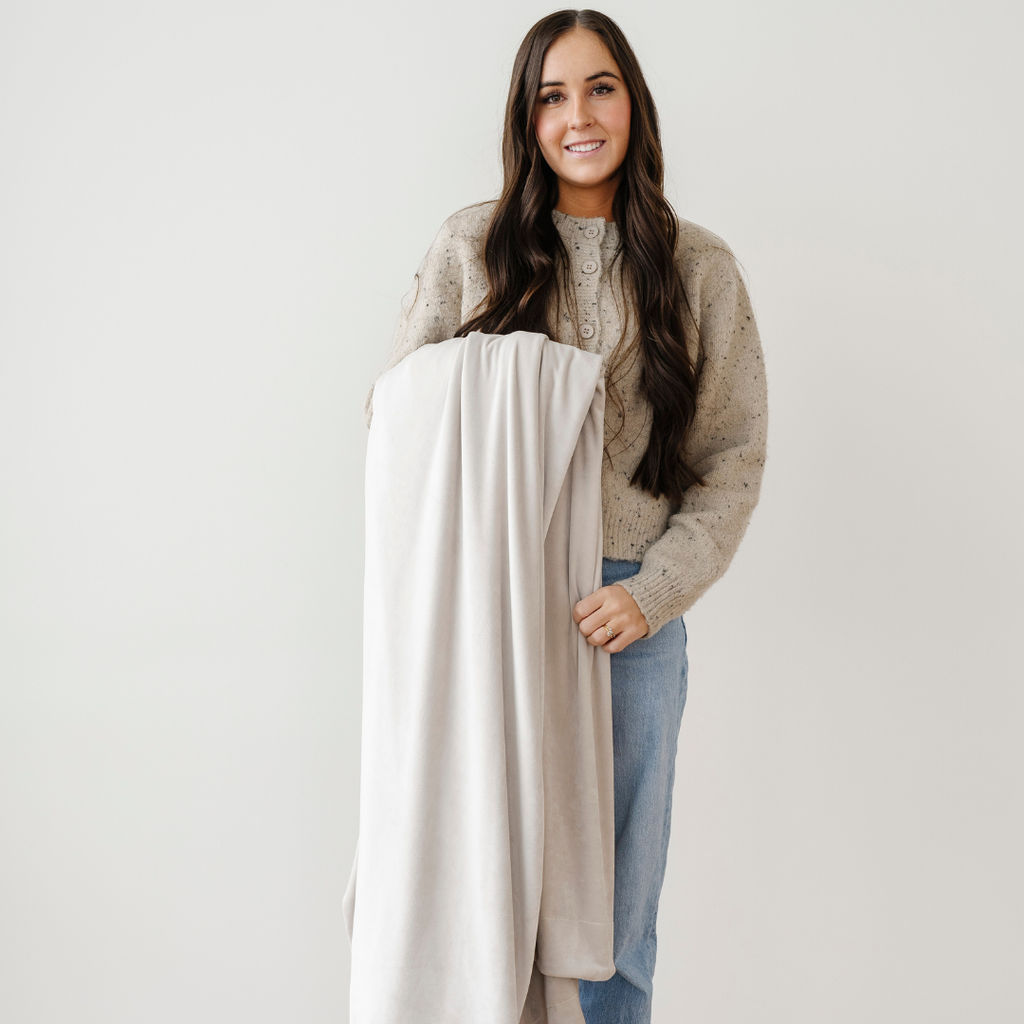 MINKY STRETCH THROW BLANKETS in - photo